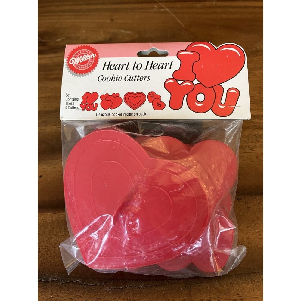 Wilton Heart to Heart Valentines Day Cookie Cutters 4 Piece Set 1990 Vintage